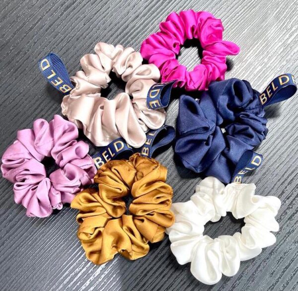 Get 7 Luxe Silk Hair Scrunchies